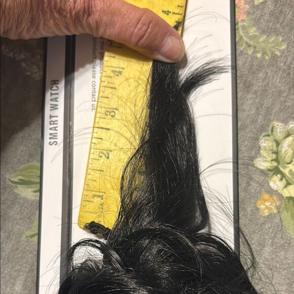 Black Glossy Hair Bun Clip with Thick Texture - Picture 6 of 6